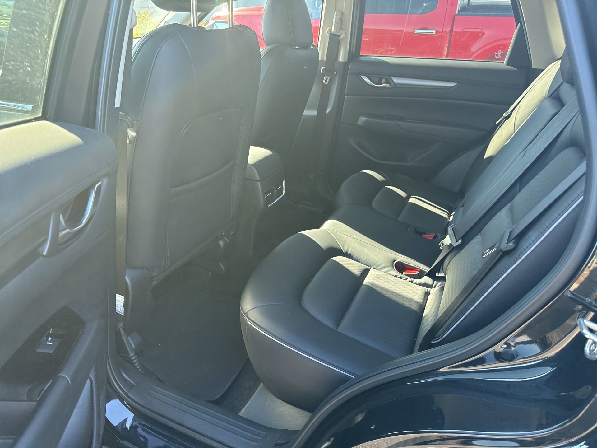 Used 2025 MAZDA CX-5 AWD 2.5 S w/ Select Package image 11