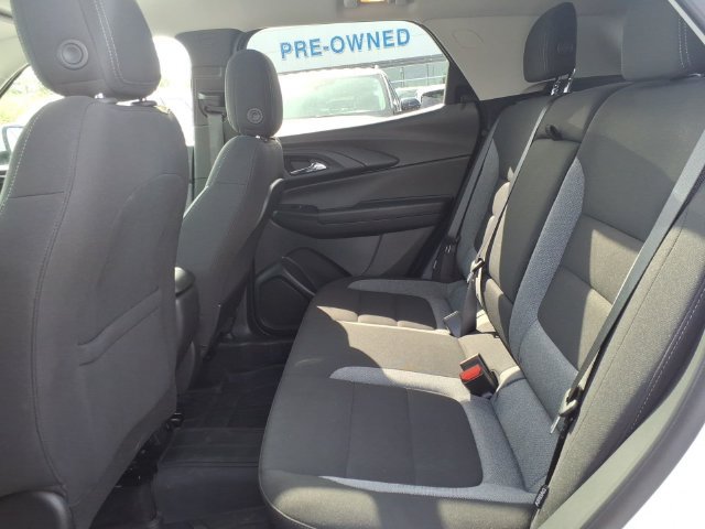 Used 2025 Chevrolet TrailBlazer LT w/ Convenience Package AWD/4WD image 9