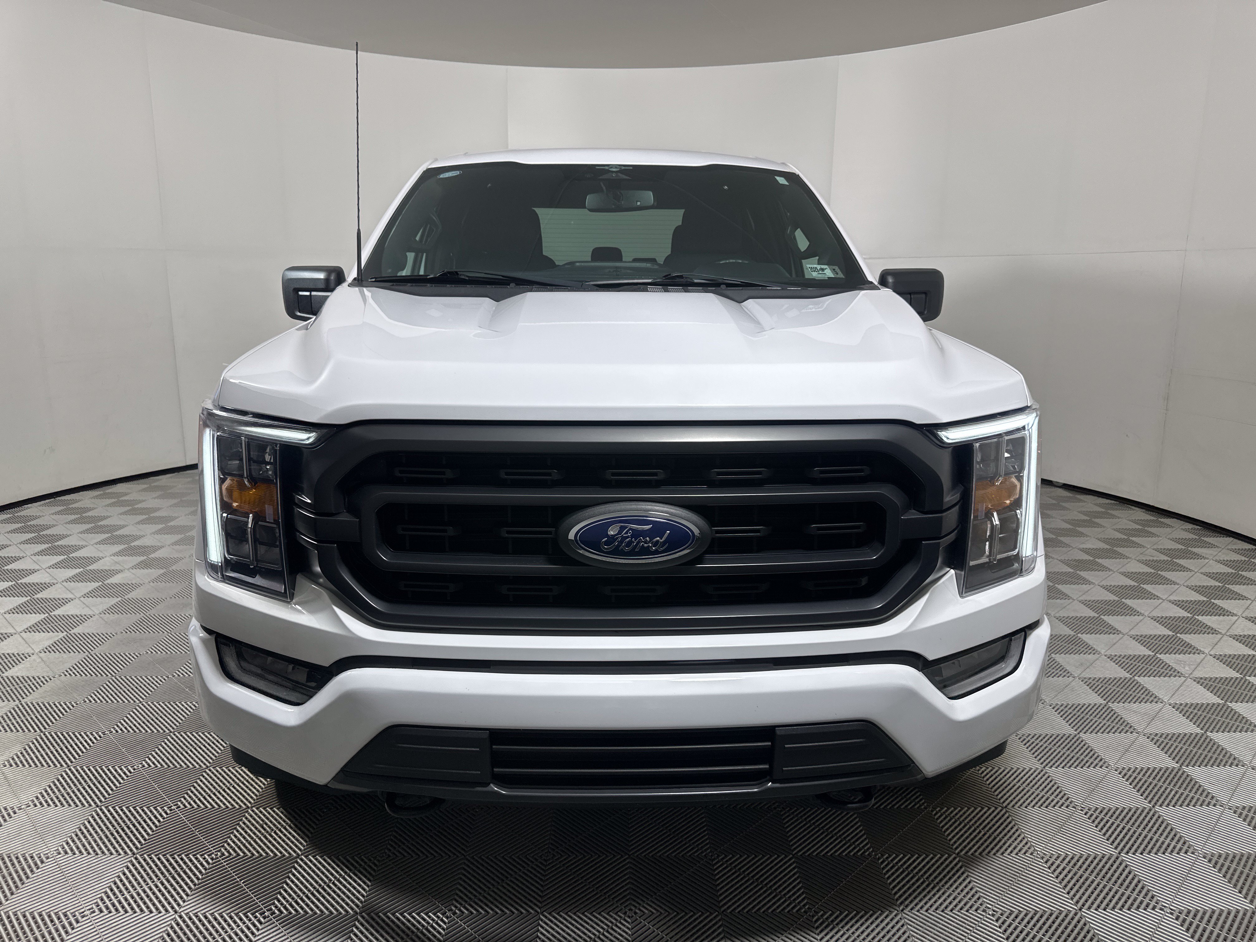 Certified 2023 Ford F150 4x4 SuperCrew image 2