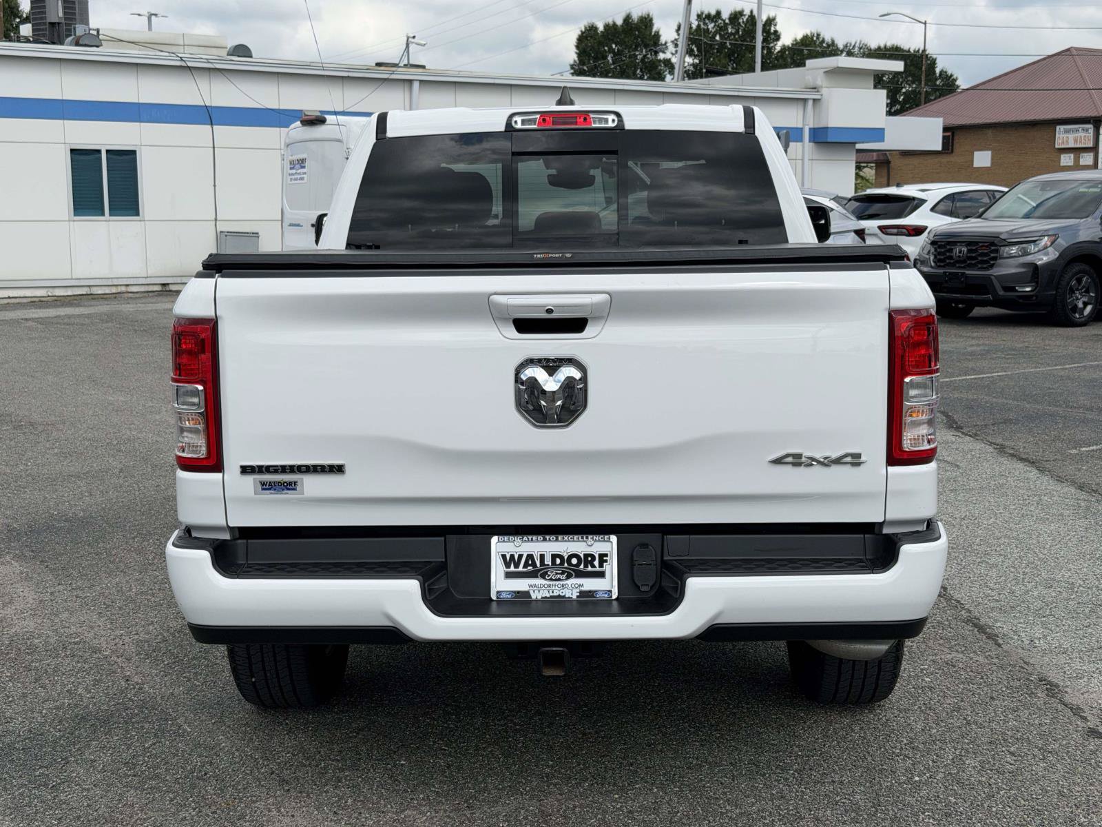 Used 2023 RAM 1500 Big Horn AWD/4WD image 3