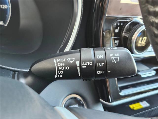 Used 2023 Toyota Highlander Platinum AWD/4WD image 22