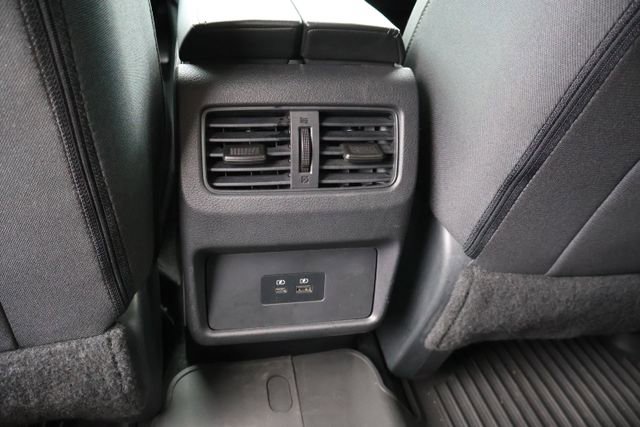 Used 2022 Nissan Rogue SV image 24