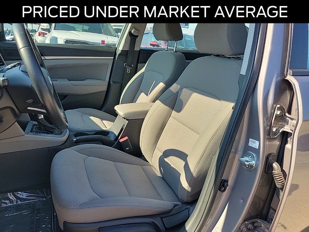 Used 2020 Hyundai Elantra Value Edition FWD image 15