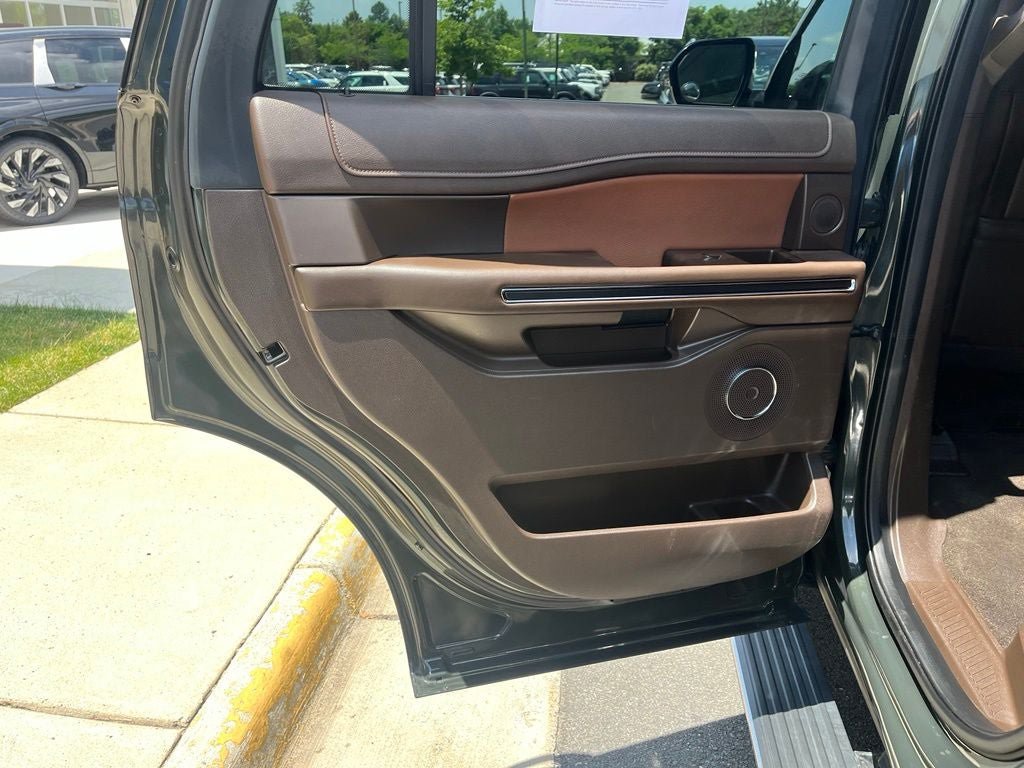 Certified 2022 Ford Expedition King Ranch AWD/4WD image 19