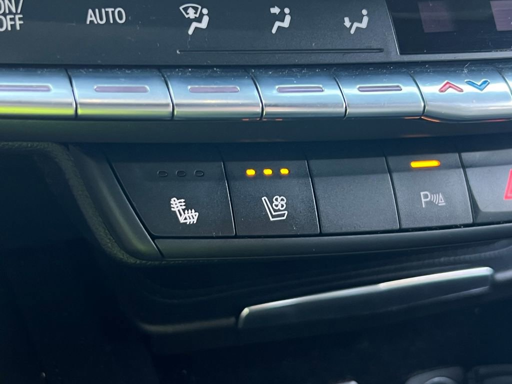 Used 2019 Cadillac XT4 Premium Luxury w/ Driver Assist Package AWD/4WD image 27