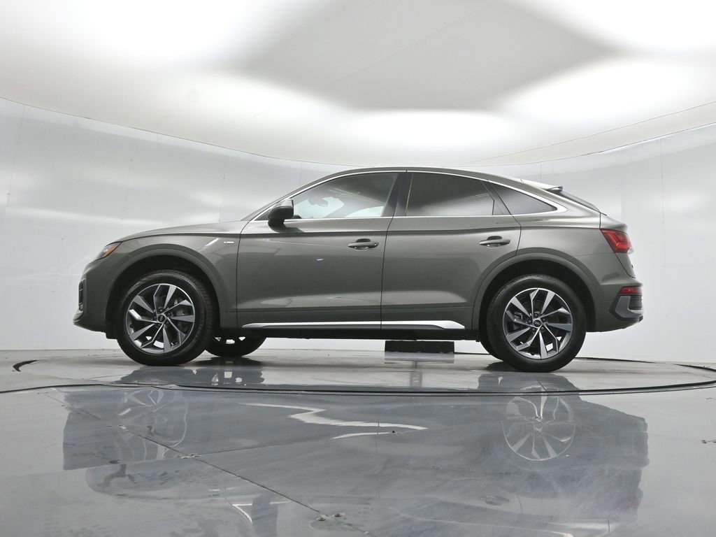 Used 2023 Audi Q5 2.0T Premium w/ Convenience Package image 26