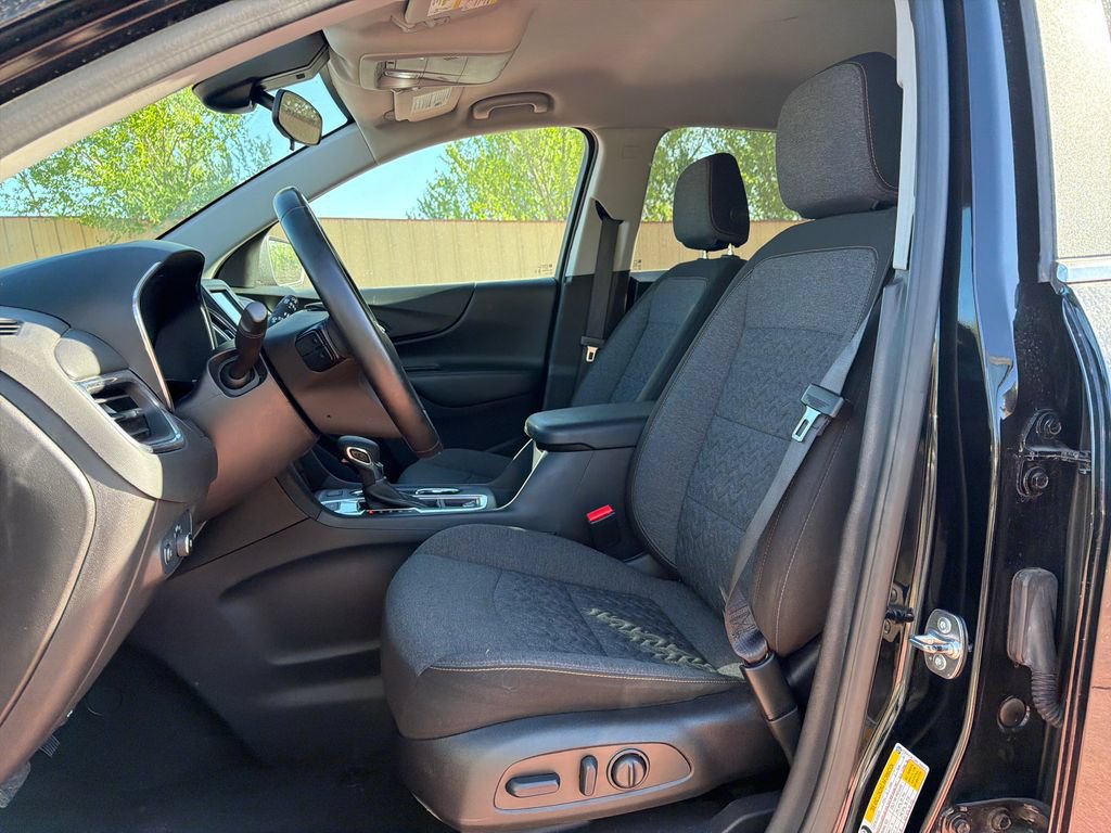 Used 2024 Chevrolet Equinox LT AWD/4WD image 13
