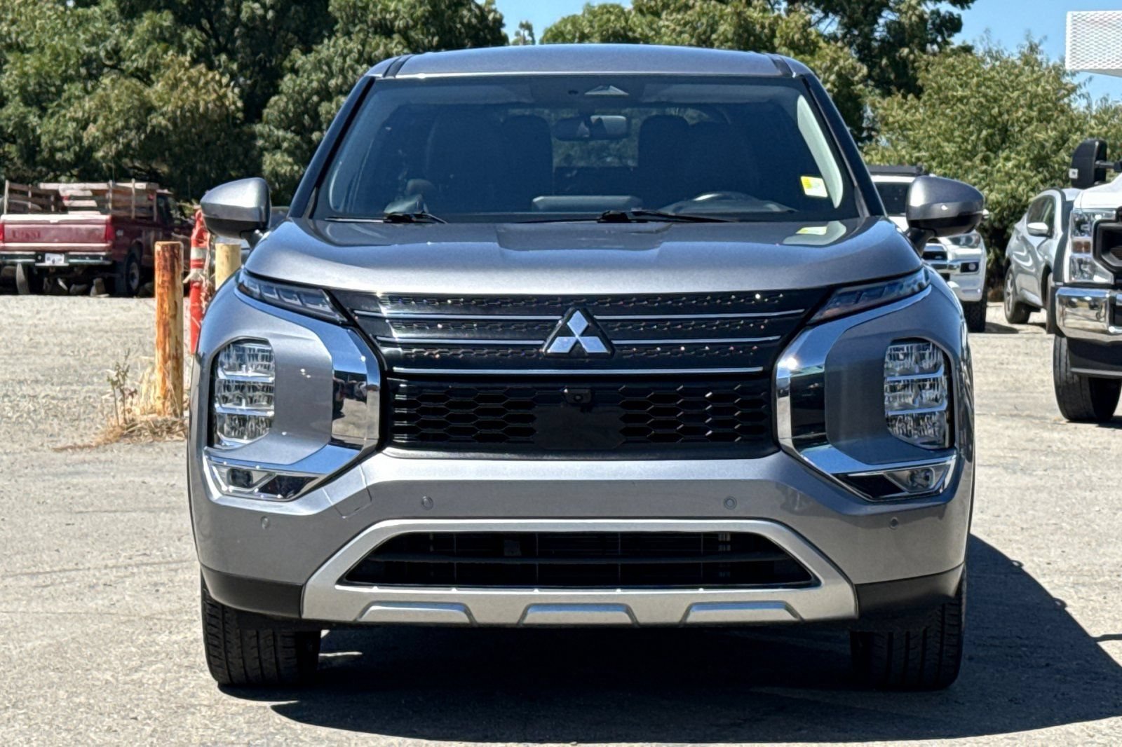 Used 2024 Mitsubishi Outlander SE FWD image 10