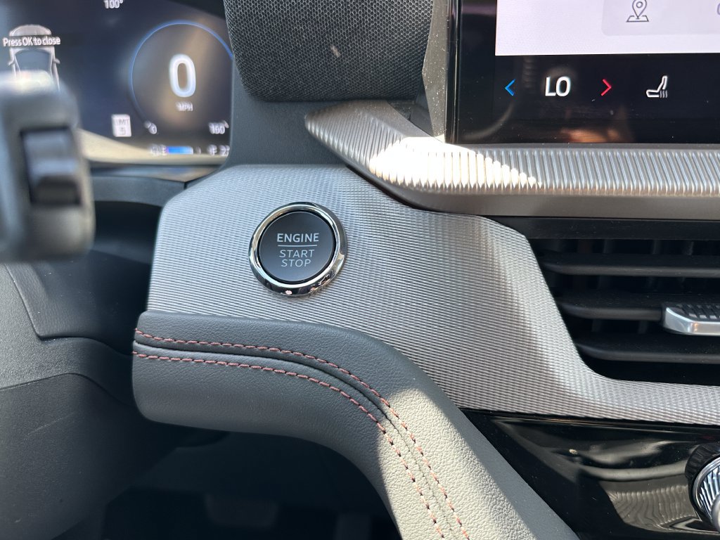 Certified 2026 Ford Explorer Active RWD image 32