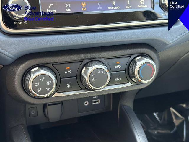 Used 2025 Nissan Versa SV FWD image 27