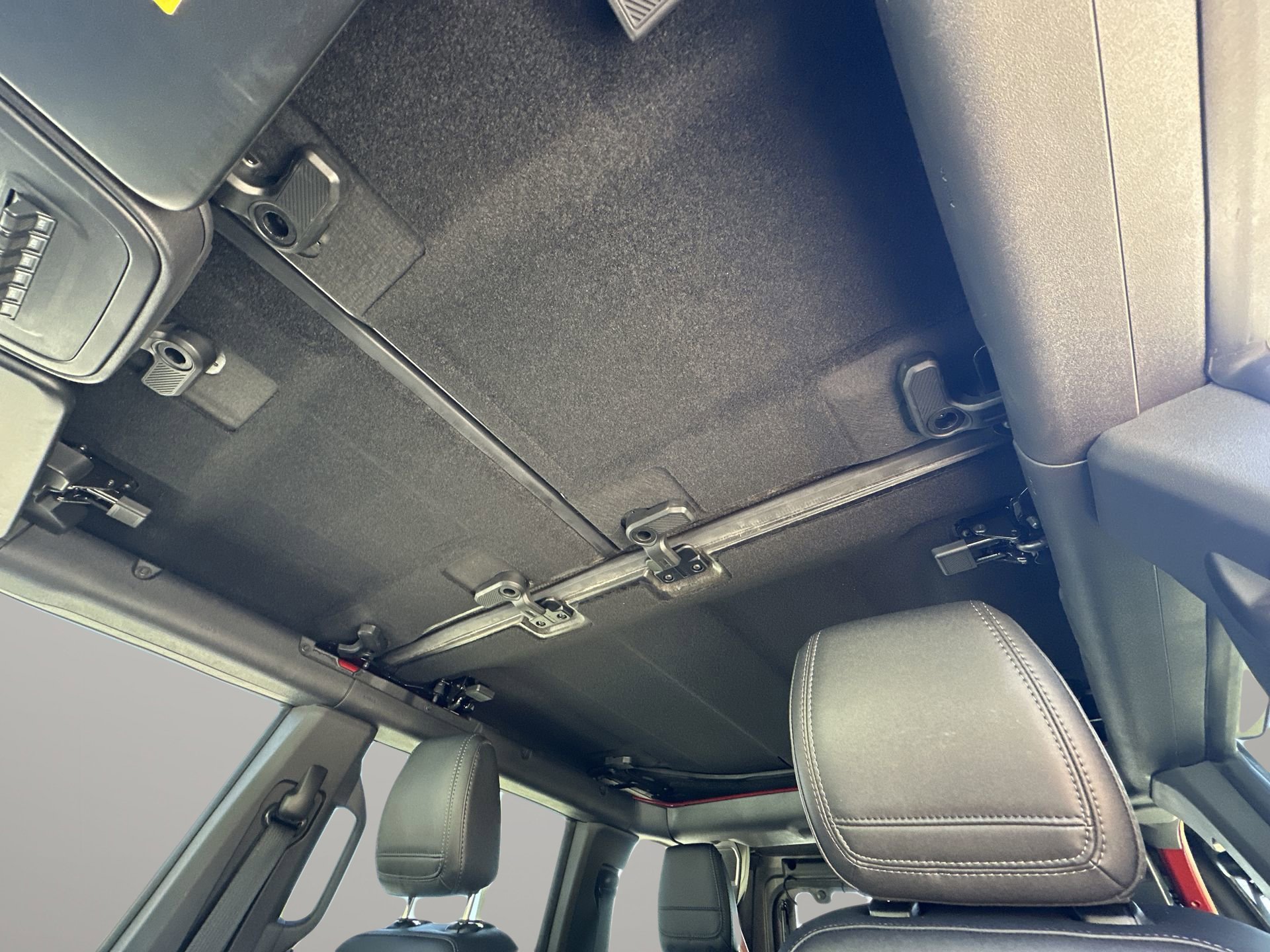 Certified 2024 Ford Bronco Black Diamond image 53