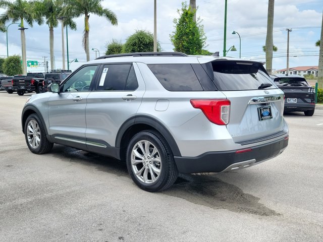 Certified 2023 Ford Explorer XLT w/ Equipment Group 202A RWD image 5