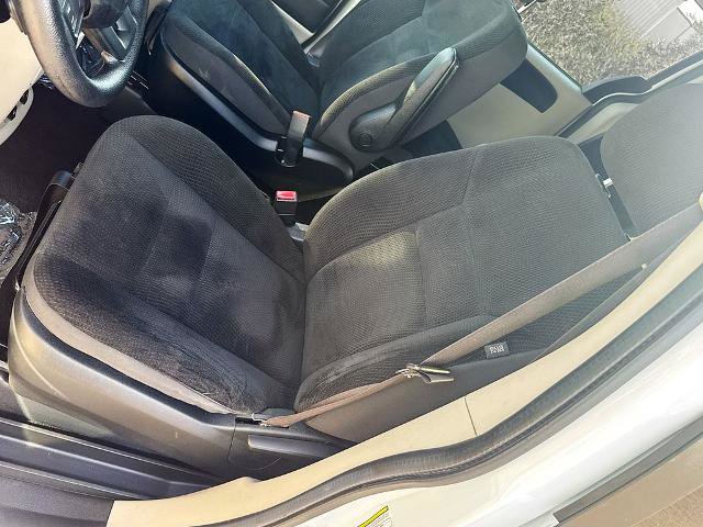 Used 2019 Dodge Grand Caravan SE w/ UConnect Hands-Free Group FWD image 16