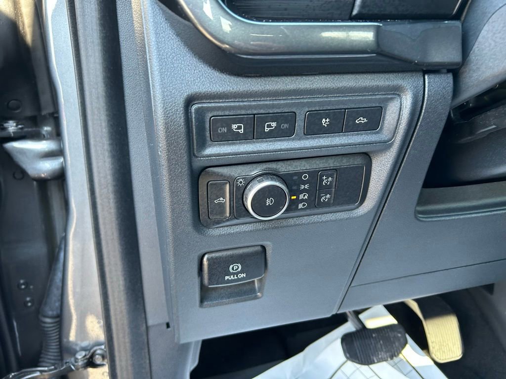 Certified 2022 Ford F150 XLT w/ Equipment Group 302A High image 23