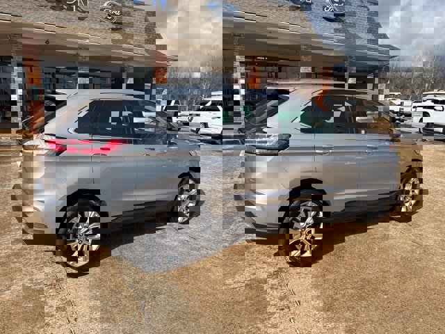 Certified 2024 Ford Edge Titanium image 6