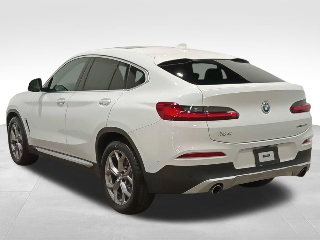 Used 2021 BMW X4 xDrive30i w/ Executive Package image 9