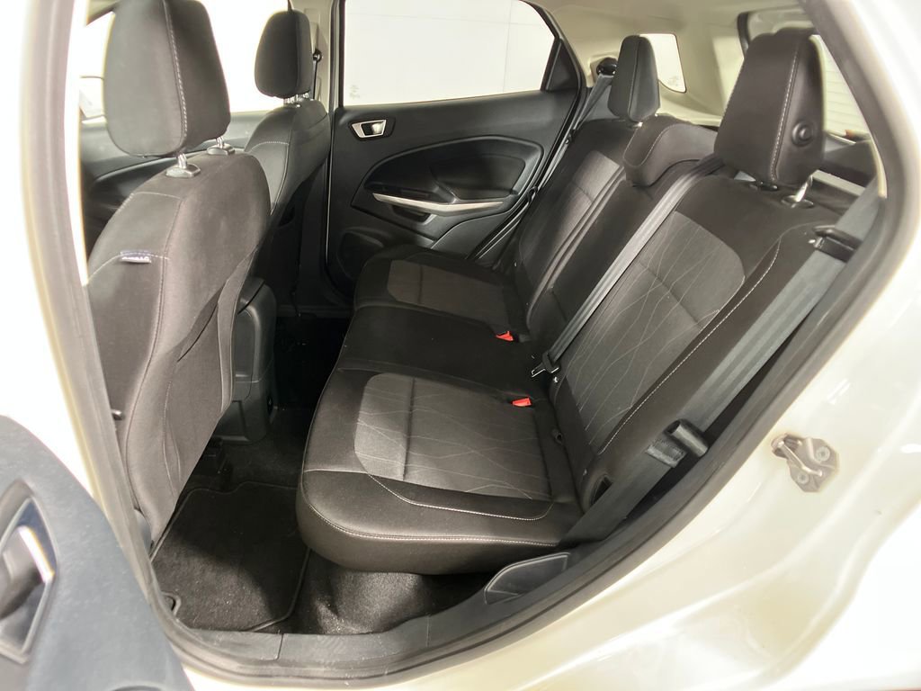 Certified 2018 Ford EcoSport SE w/ SE Convenience Package image 31