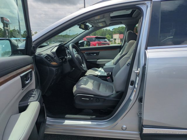 Used 2019 Honda CR-V Touring image 16