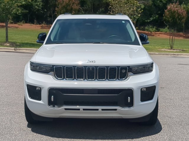 Used 2023 Jeep Grand Cherokee Overland w/ Adv Protech Group III AWD/4WD image 9