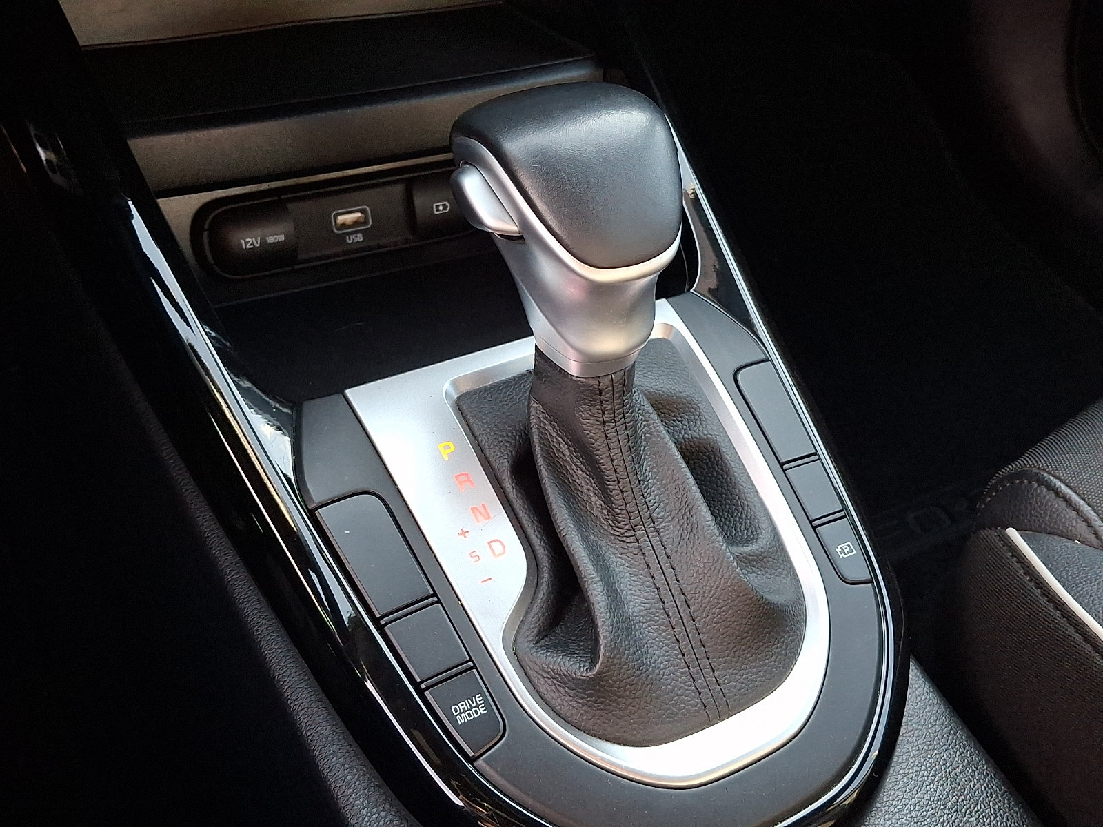 Used 2022 Kia Forte GT-Line w/ GT-Line Technology Package FWD image 22