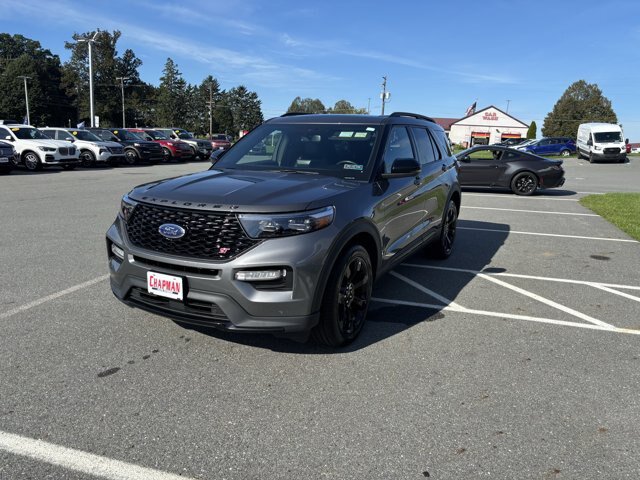 Certified 2023 Ford Explorer ST w/ Equipment Group 401A AWD/4WD image 3