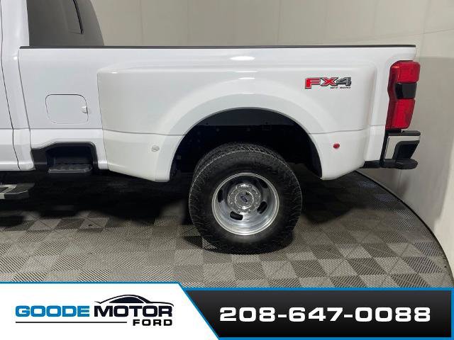 Certified 2024 Ford F350 Lariat AWD/4WD image 5