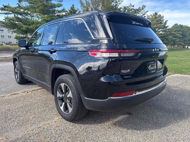 Used 2023 Jeep Grand Cherokee 4WD 4xe image 9