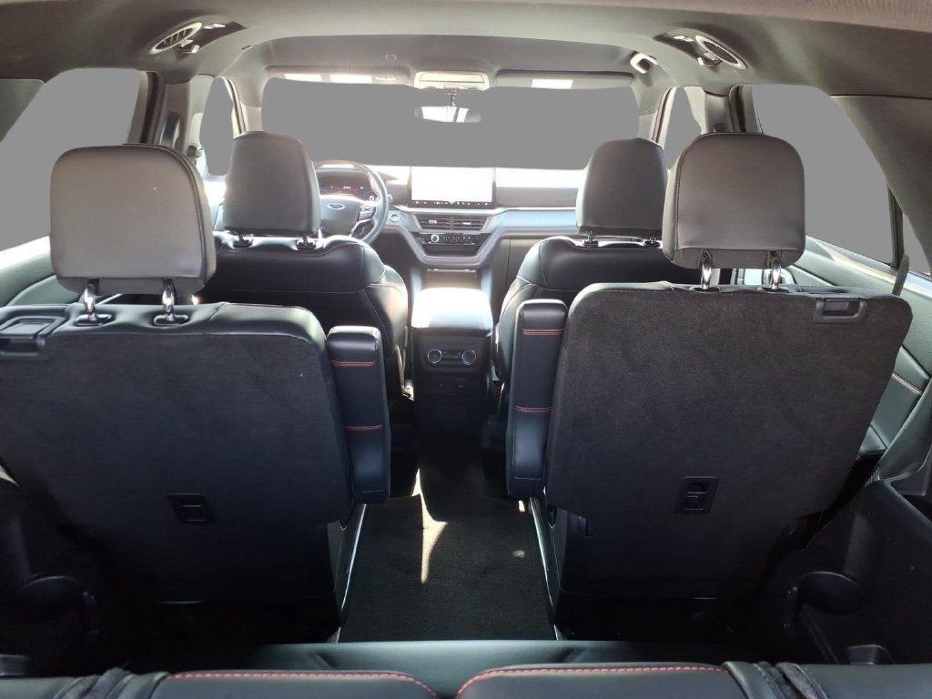 Certified 2025 Ford Explorer ST-Line AWD/4WD image 11