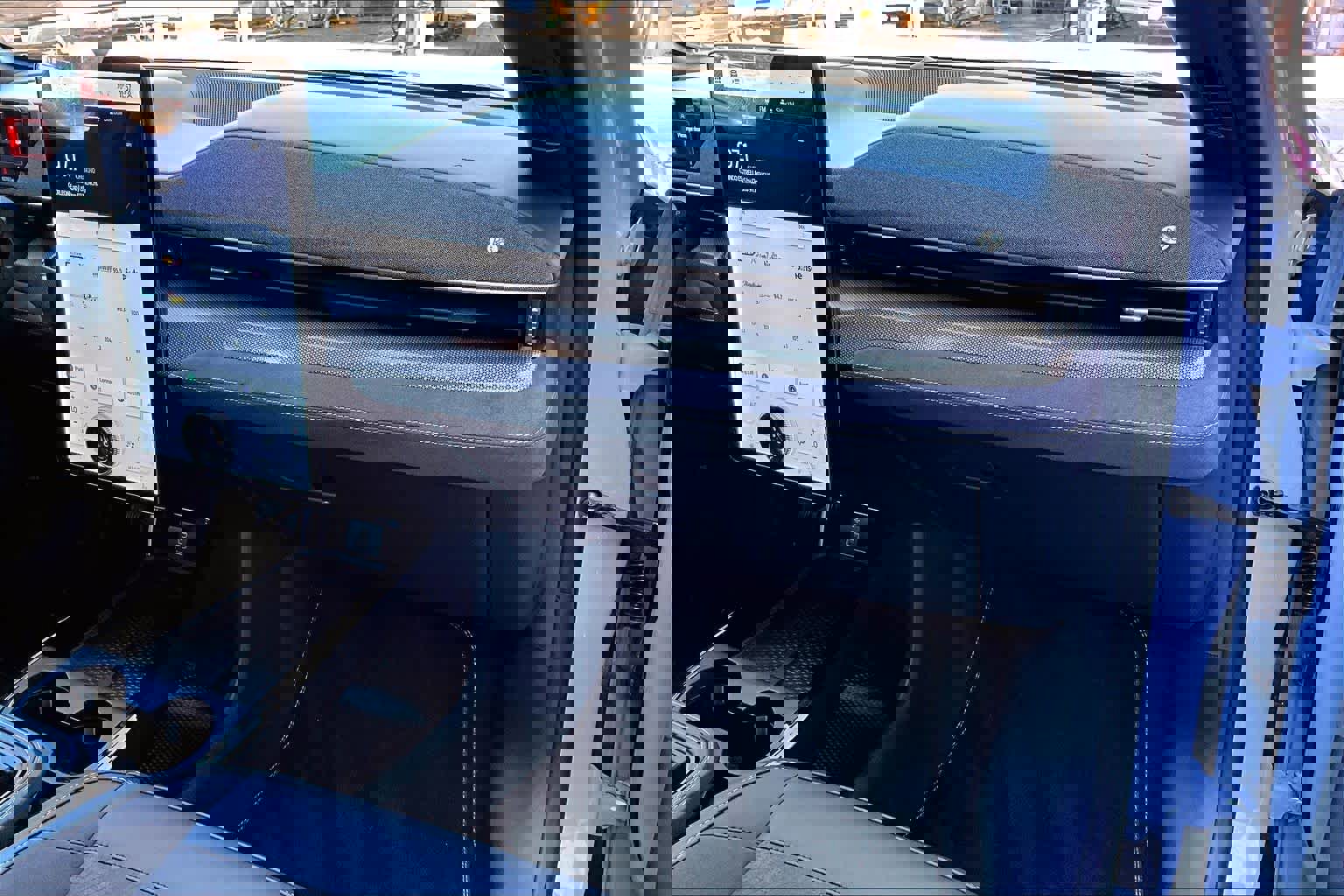 Certified 2025 Ford Mustang Mach-E GT image 19