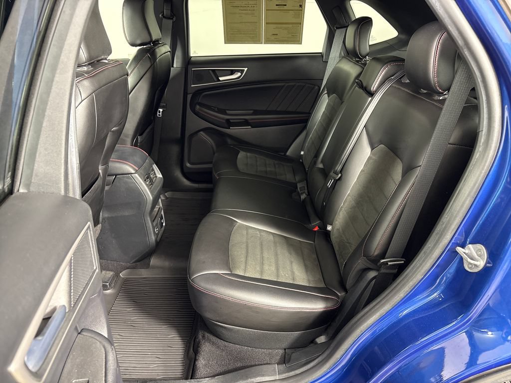 Certified 2022 Ford Edge ST-Line AWD/4WD image 31