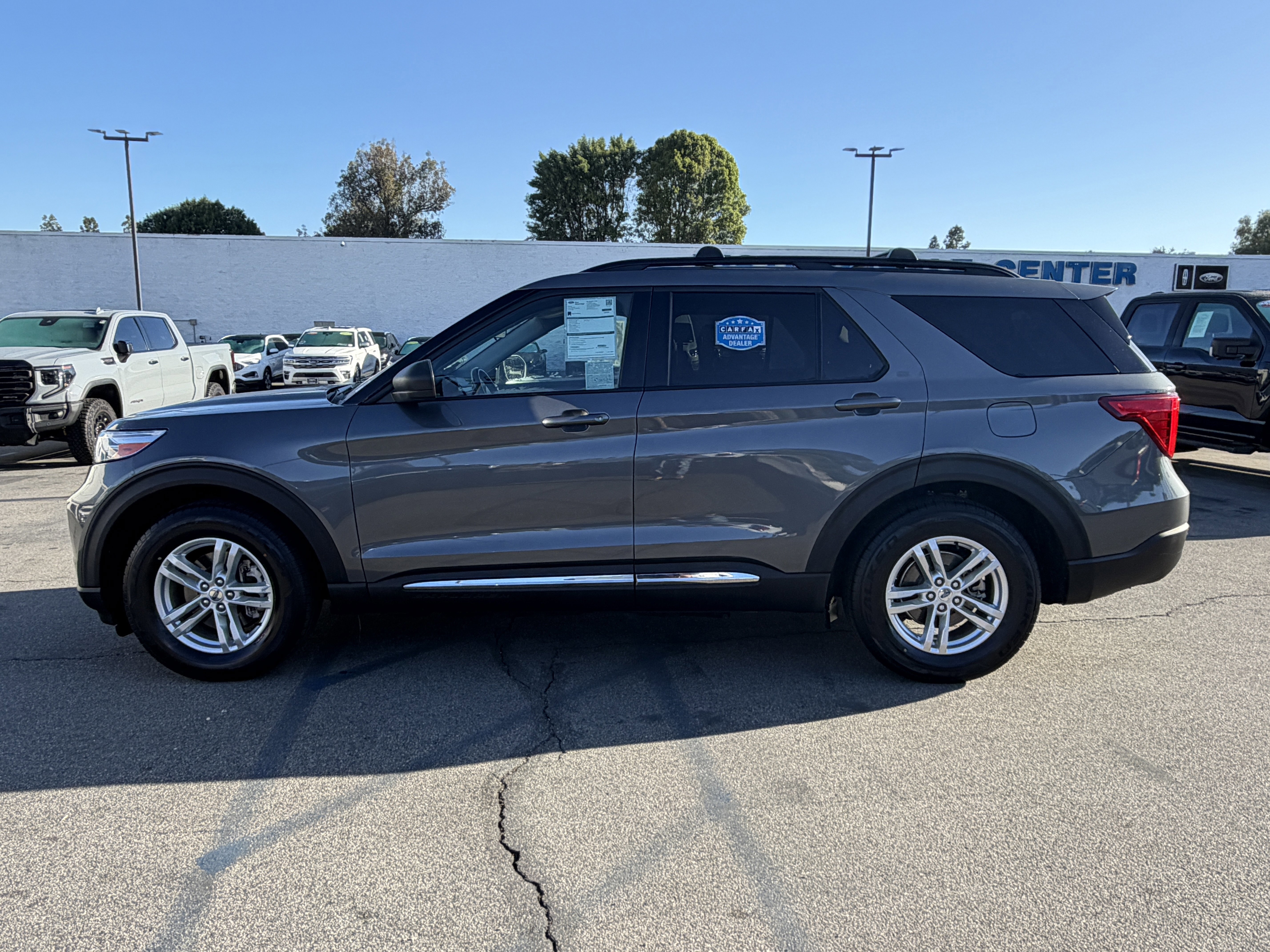 Certified 2023 Ford Explorer XLT w/ Equipment Group 202A RWD image 2