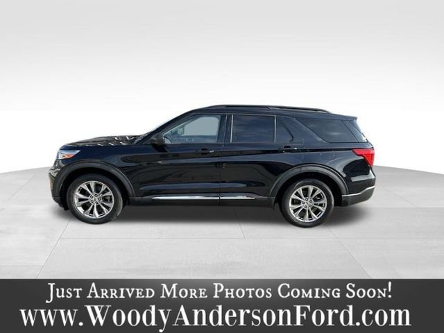 Certified 2022 Ford Explorer XLT w/ Equipment Group 202A image 2