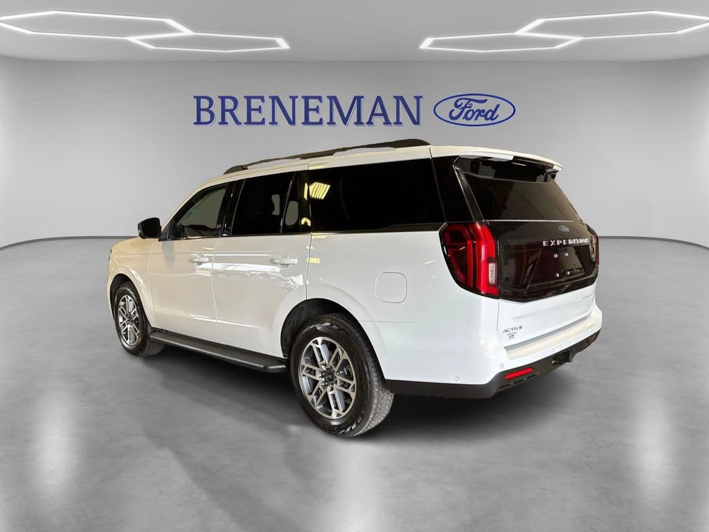 Certified 2025 Ford Expedition Active AWD/4WD image 7