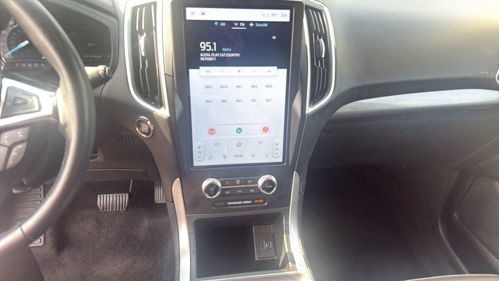 Certified 2024 Ford Edge SEL AWD/4WD image 24