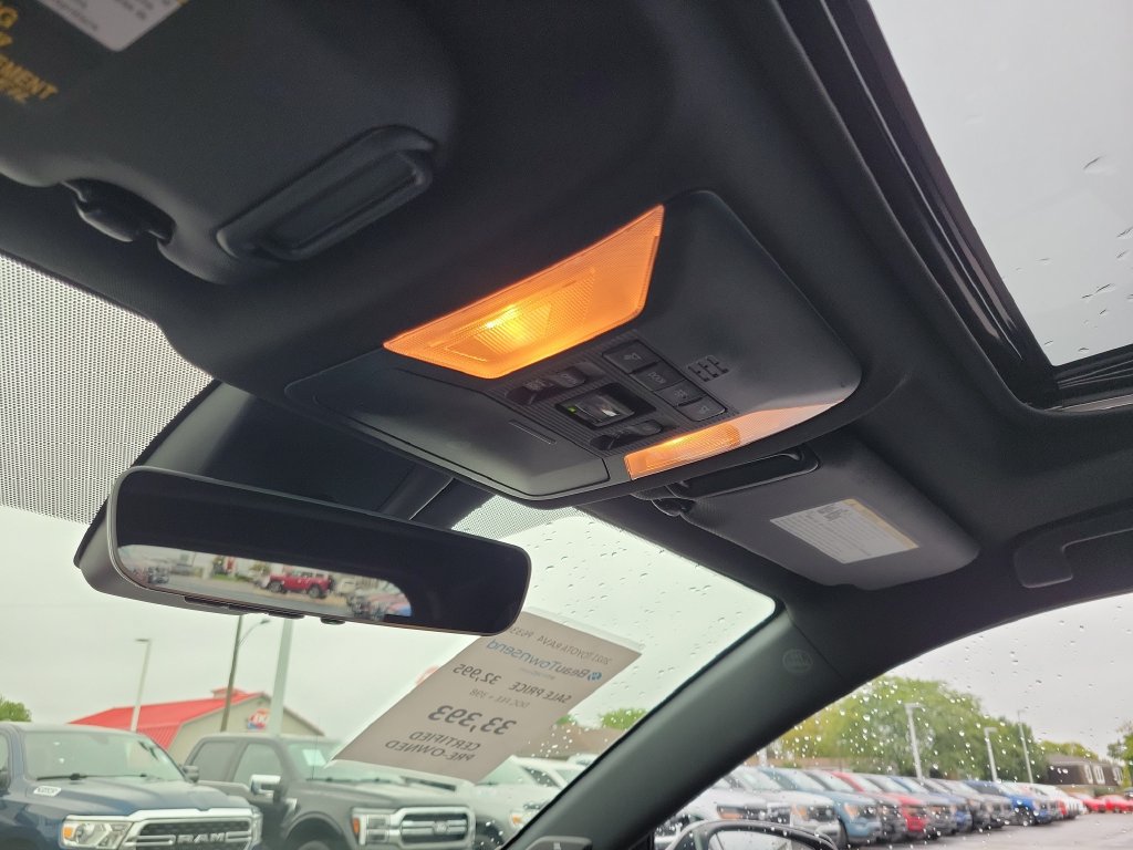 Used 2021 Toyota RAV4 XSE w/ Weather Package AWD/4WD image 30