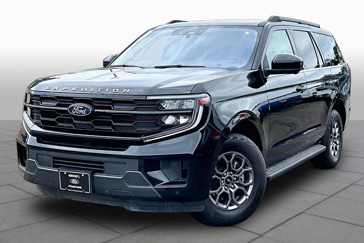 Certified 2025 Ford Expedition Active AWD/4WD image 38