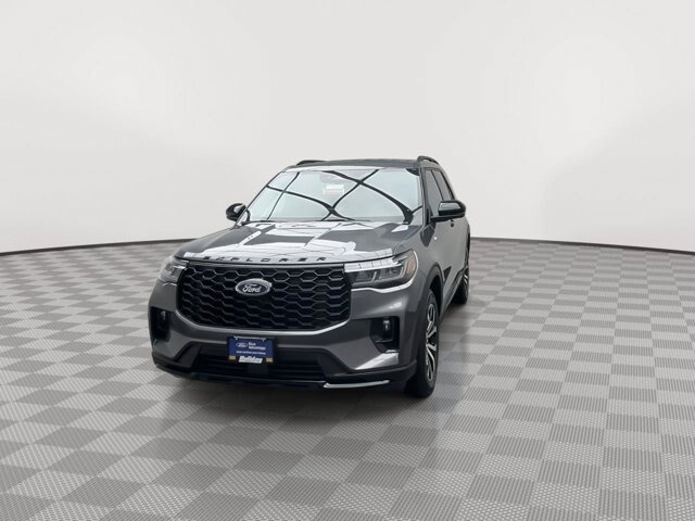Certified 2025 Ford Explorer ST-Line AWD/4WD image 37