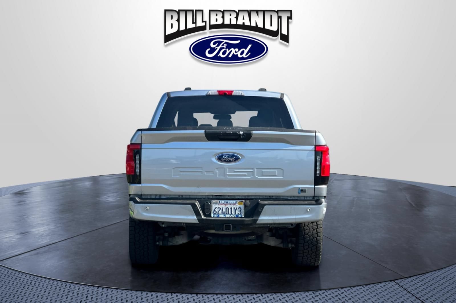 Certified 2023 Ford F150 Lightning XLT AWD/4WD image 4