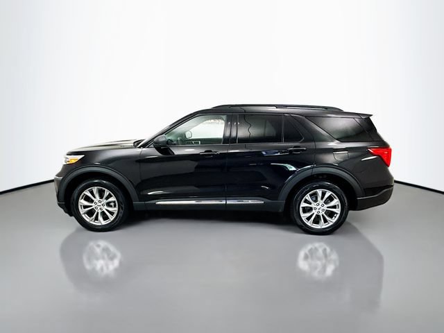 Certified 2020 Ford Explorer XLT w/ Equipment Group 202A AWD/4WD image 4