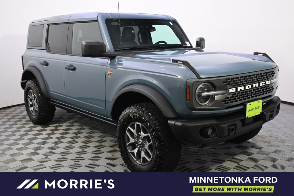 Certified 2025 Ford Bronco Badlands AWD/4WD image 8