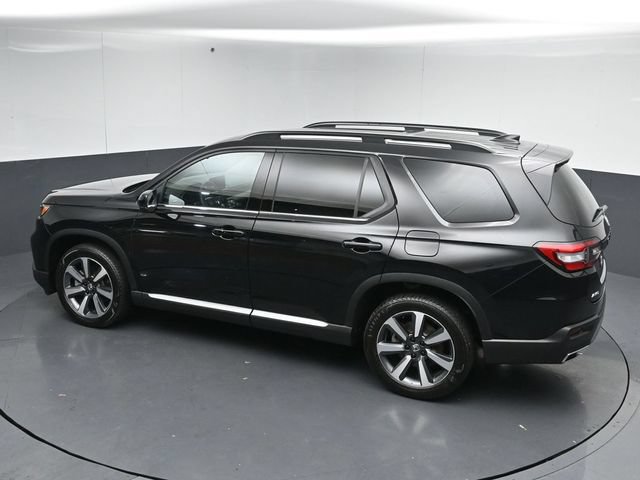Used 2025 Honda Pilot Touring image 49