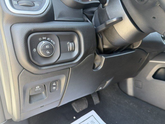 Used 2023 RAM 1500 Big Horn AWD/4WD image 16