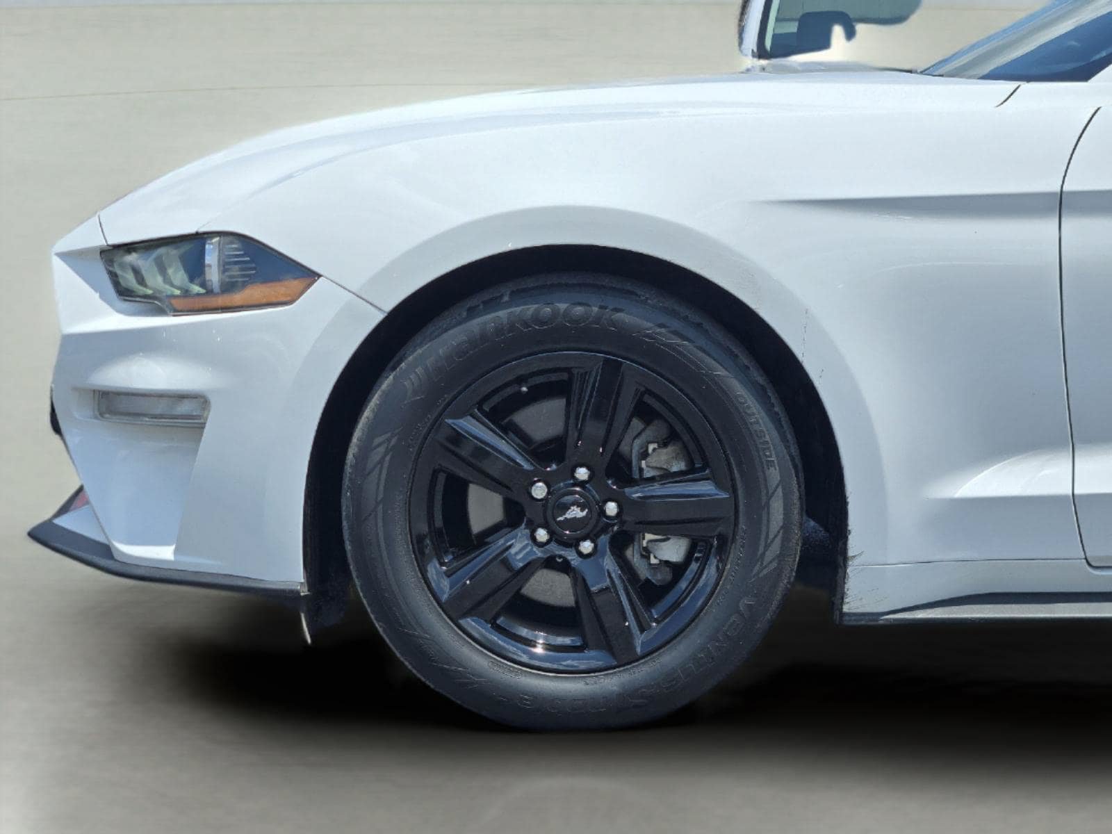 Certified 2019 Ford Mustang Coupe RWD image 9