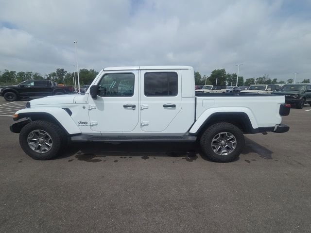 Used 2022 Jeep Gladiator Overland w/ LED Lighting Group AWD/4WD image 13