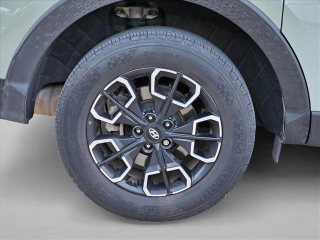 Used 2022 Hyundai Santa Cruz SEL Premium image 19