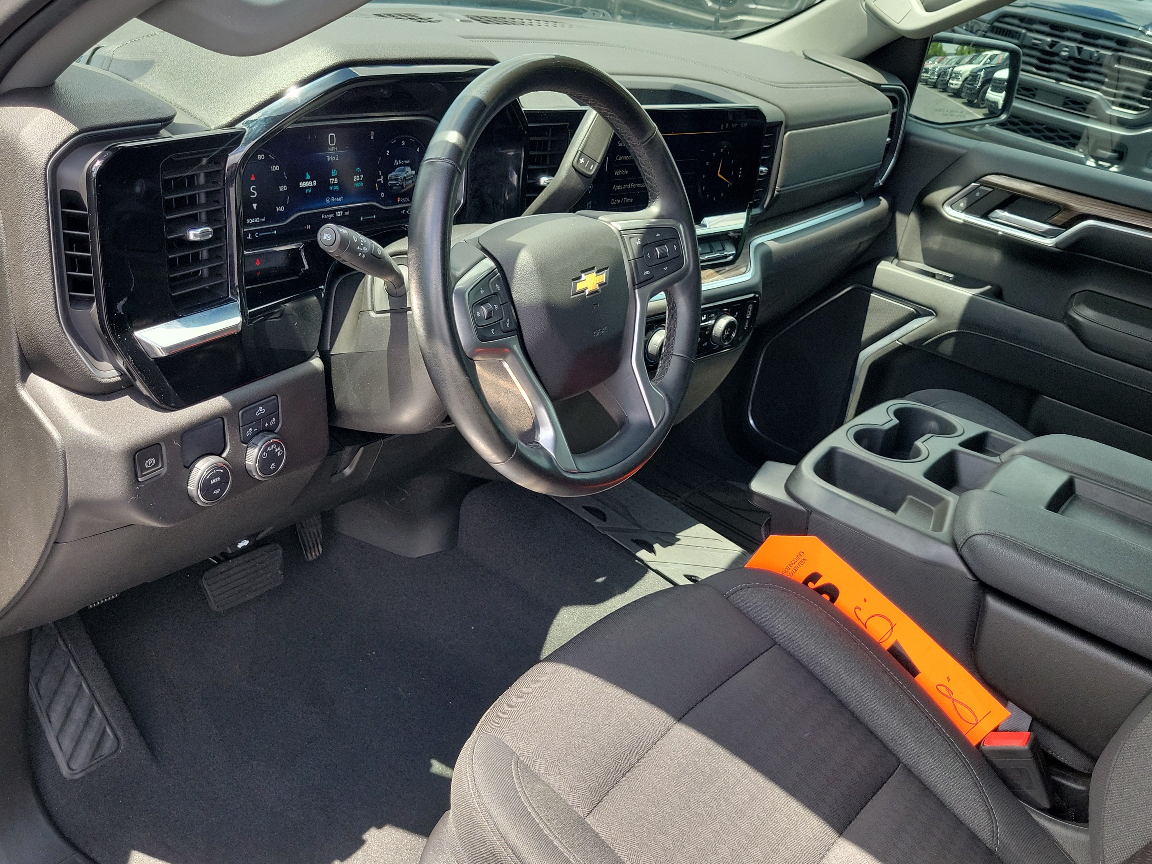 Used 2023 Chevrolet Silverado 1500 LT w/ Protection Package RWD image 19