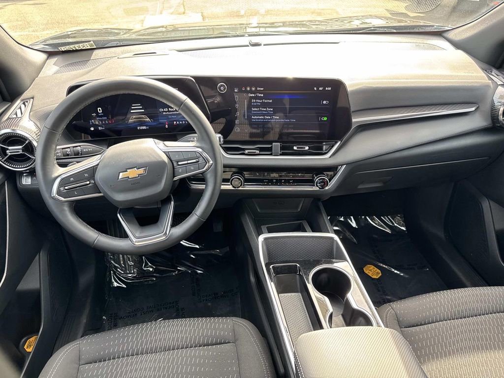 Used 2025 Chevrolet Equinox LT image 10