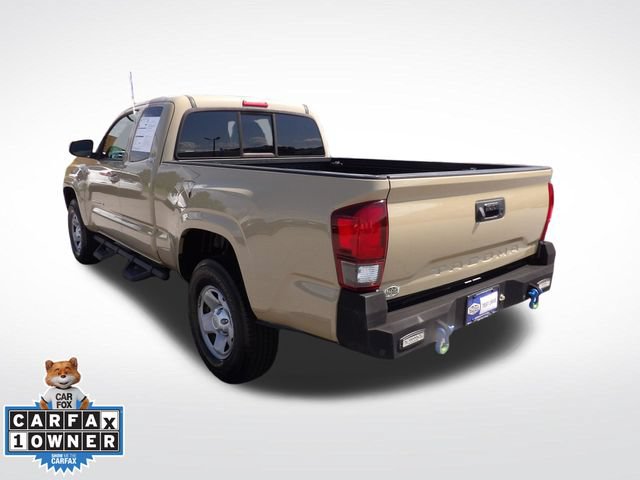 Used 2018 Toyota Tacoma SR5 RWD image 11