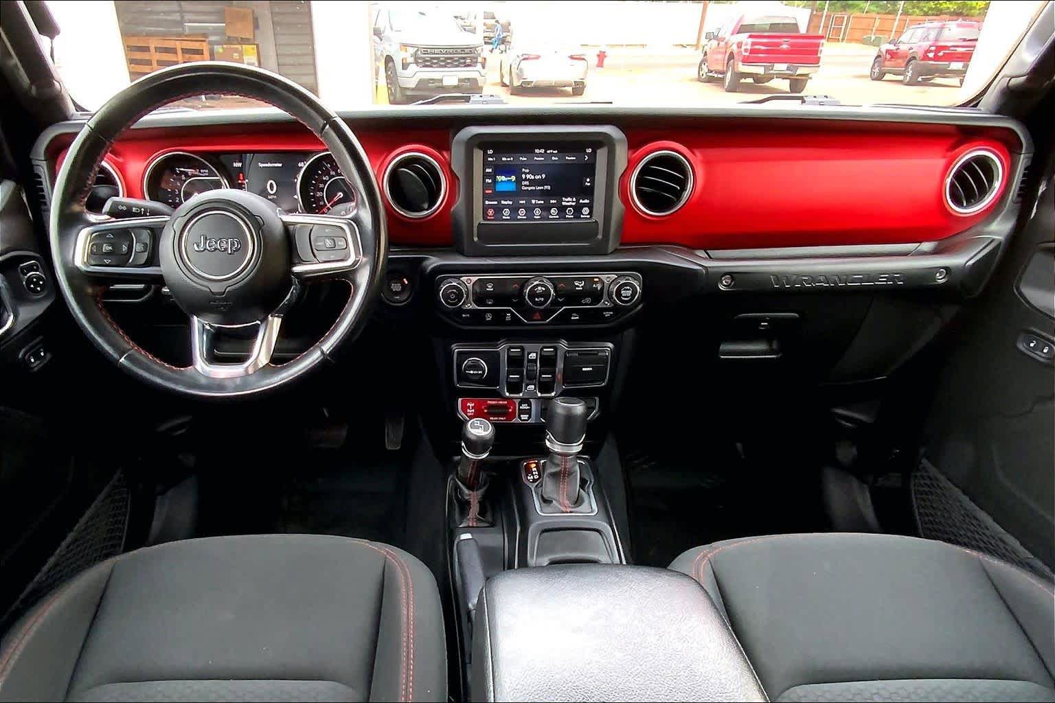 Used 2021 Jeep Wrangler Unlimited Rubicon AWD/4WD image 16