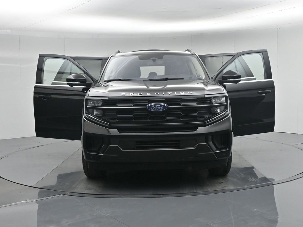 Certified 2025 Ford Expedition Max Active image 37